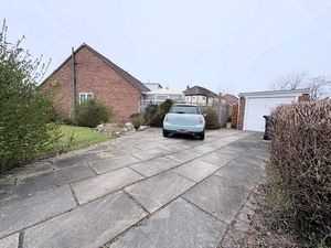 Photo 18- click for photo gallery